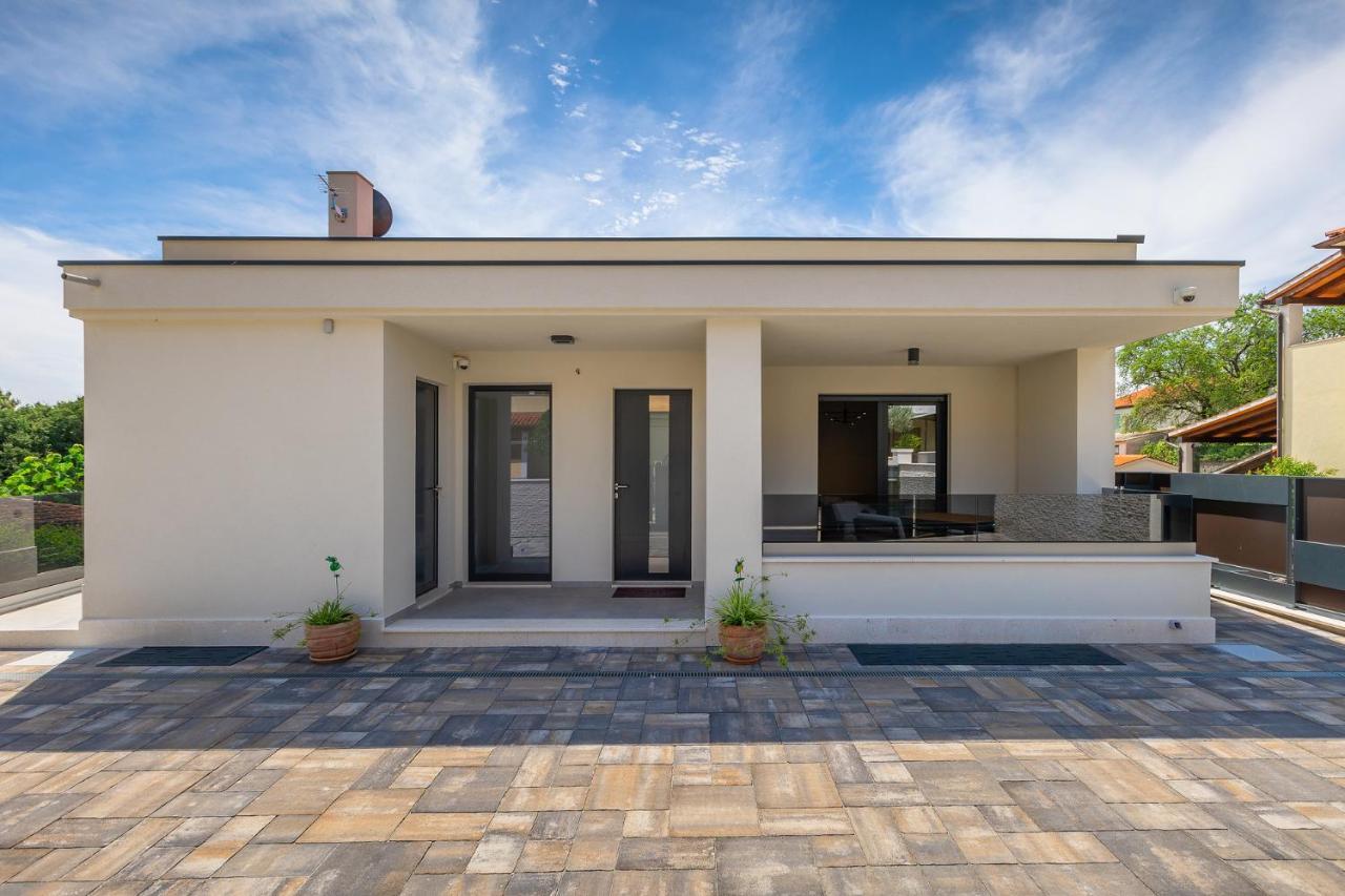 Villa Cascada Muntić Exterior foto
